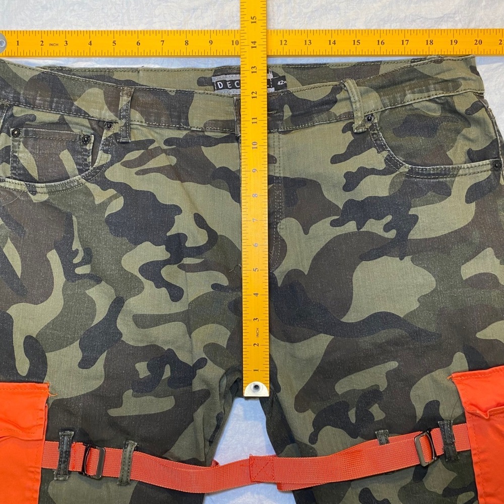 Decibel Camo Cargo Shorts Men's 42 Orange Utility Strap Pocket Streetwear - Picture 5 of 10
